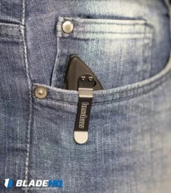 Kershaw Launch 1 Automatic Knife Blue Aluminum (3.4" BlackWash) 7100BLUBW -Kershaw Store Kershaw Launch 1 Automatic Knife Black Aluminum BlackWash 7100BW BHQ 27374 kp in pocket web 3